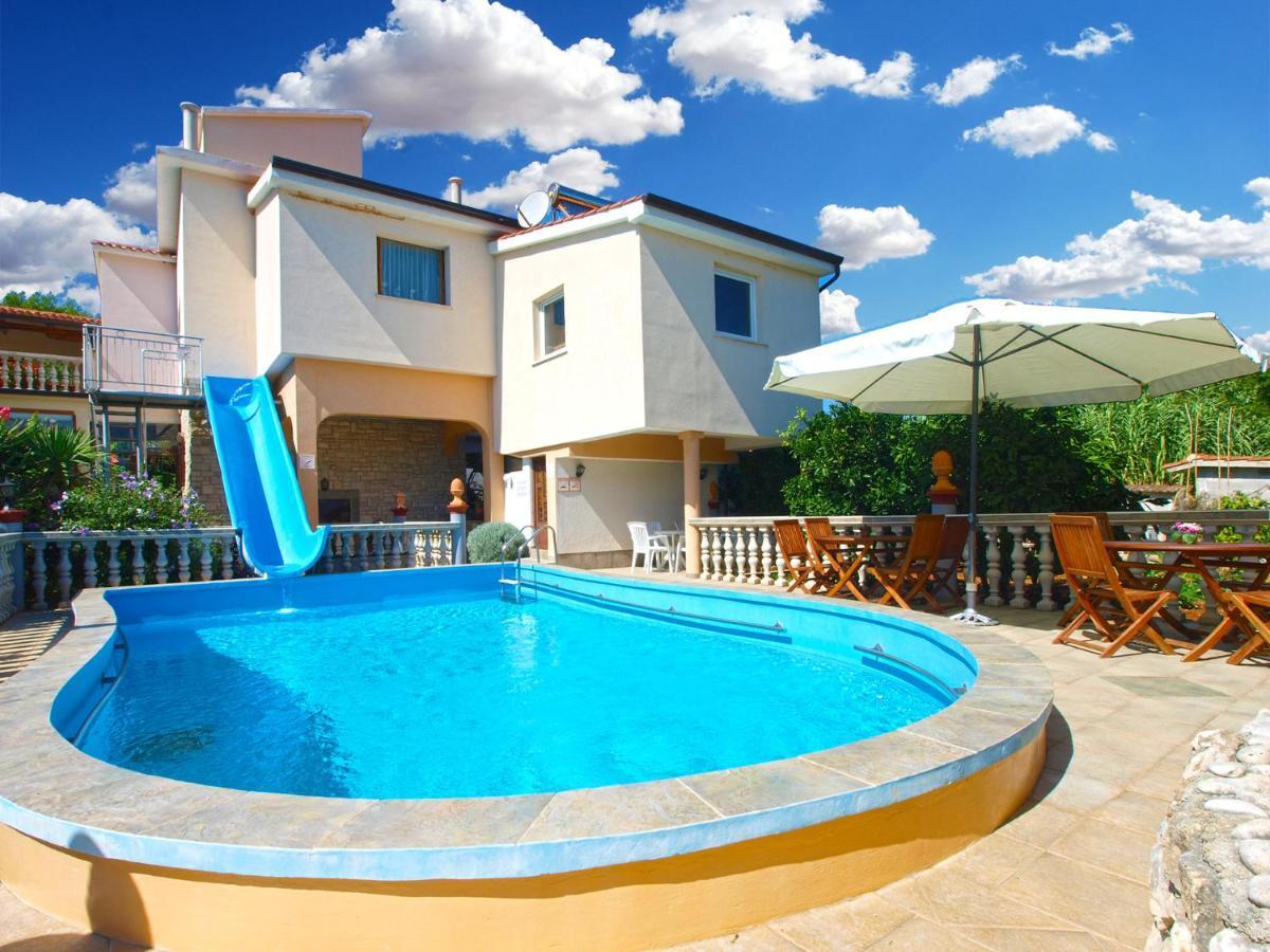 Apartments Vrcevan 811 Медулин Экстерьер фото