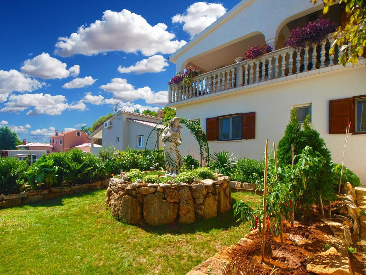 Apartments Vrcevan 811 Медулин Экстерьер фото