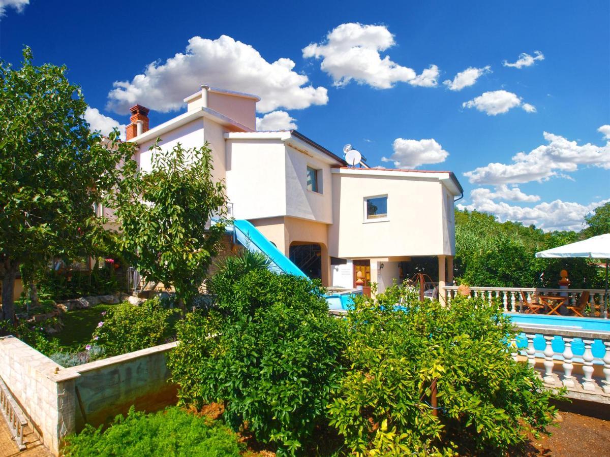 Apartments Vrcevan 811 Медулин Экстерьер фото