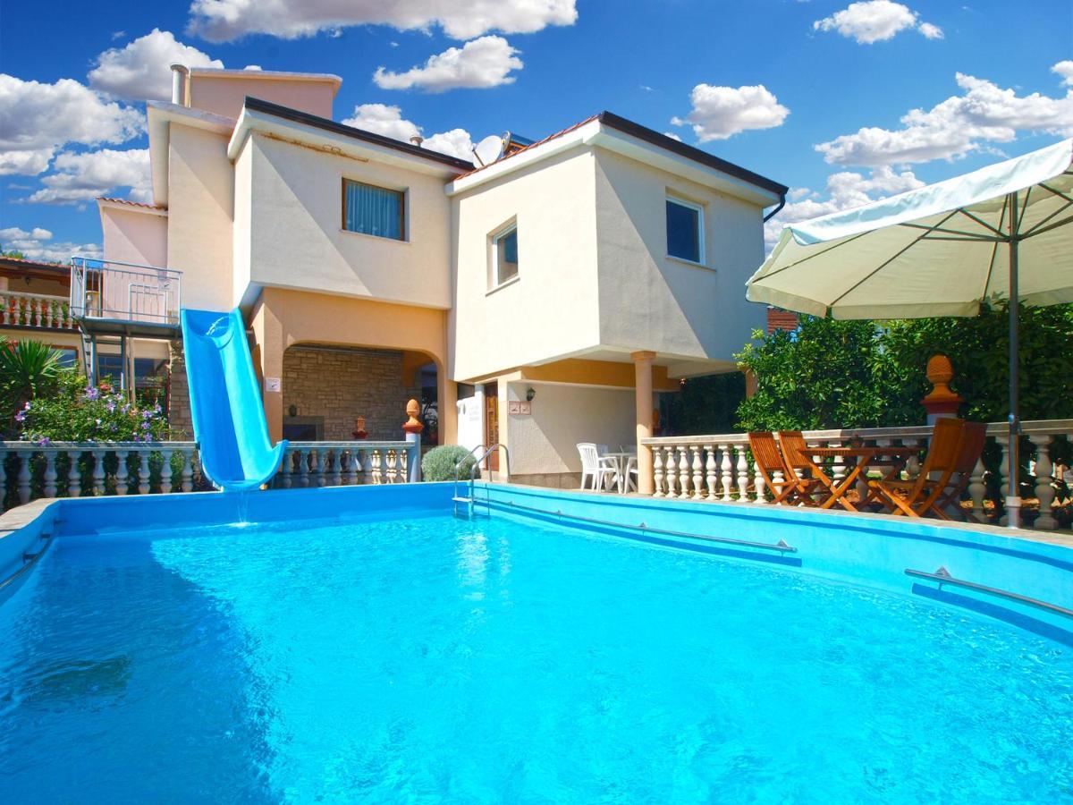 Apartments Vrcevan 811 Медулин Экстерьер фото