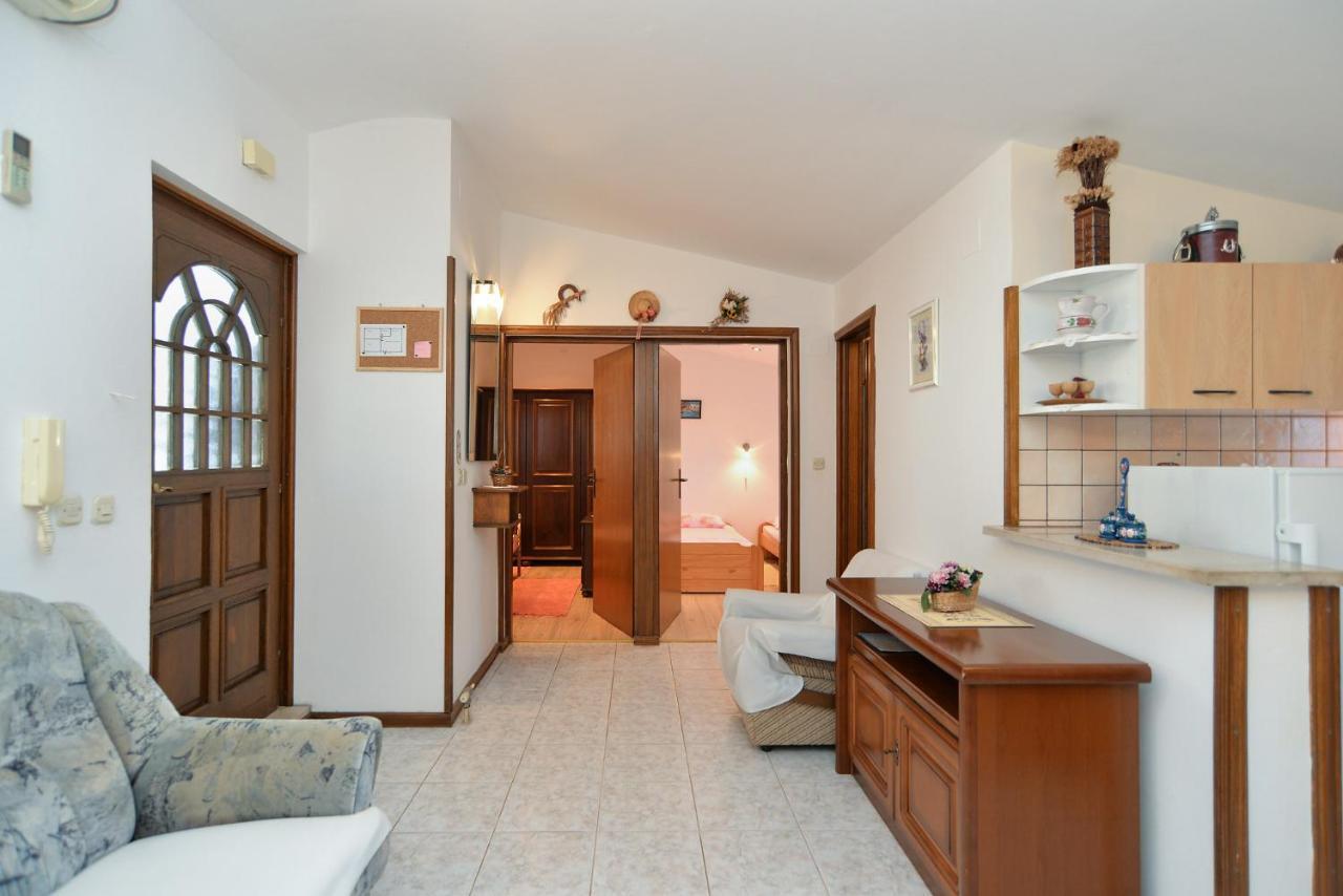 Apartments Vrcevan 811 Медулин Экстерьер фото