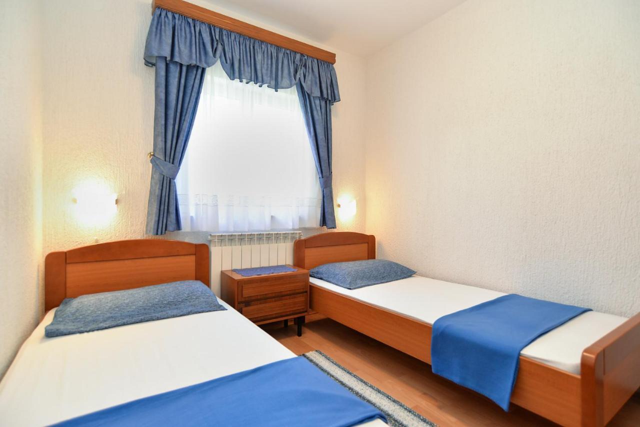 Apartments Vrcevan 811 Медулин Экстерьер фото